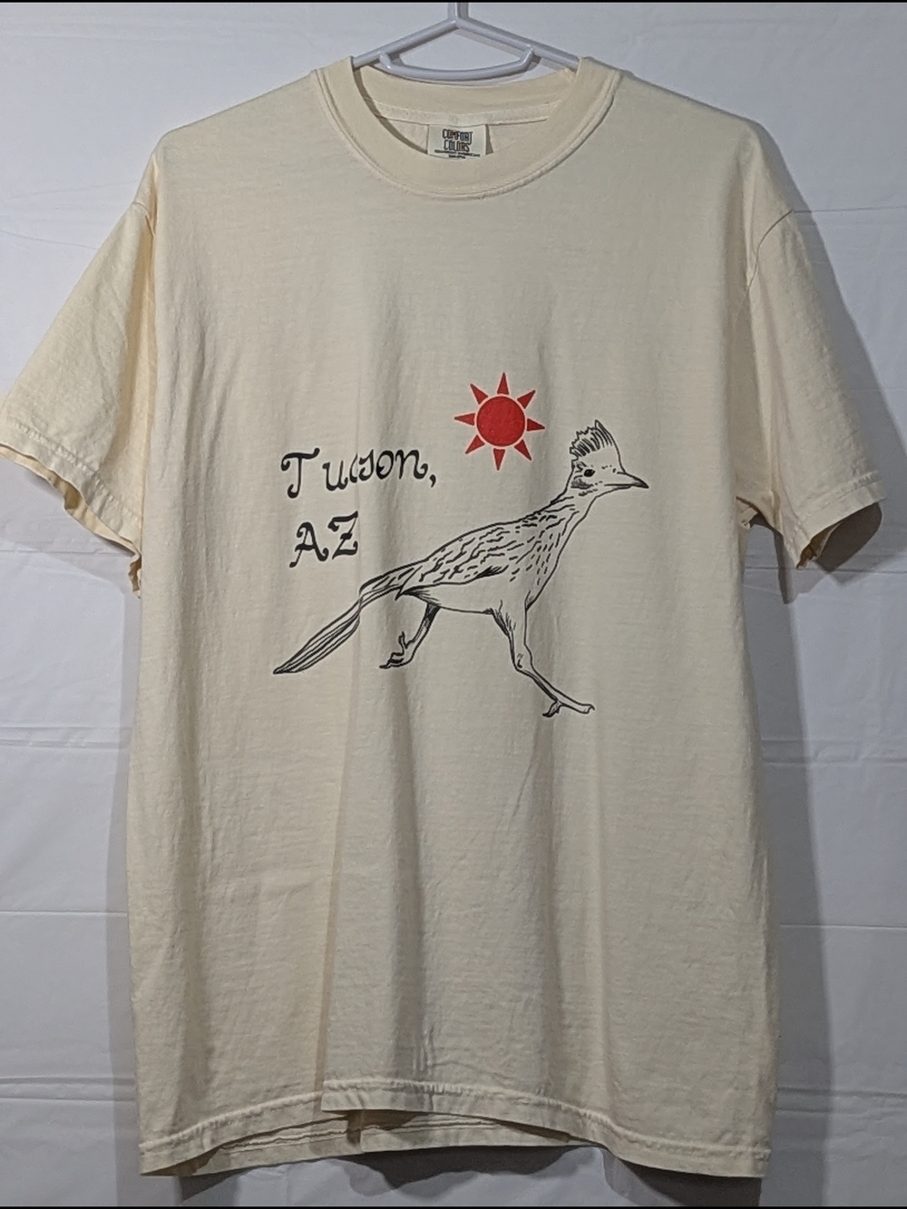 Comfort Colors Tucson AZ Roadrunner Graphic T-Shirt Men’s Medium Cream Southwest